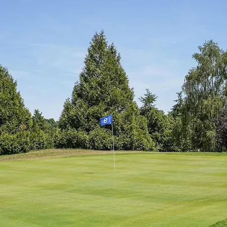 43 - Golf Et Piscine - 2 Personnes * Nesmy